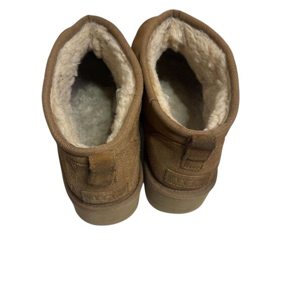 UGG Boots Womens Size 9 Brown Suede Shearling Platform Ankle Cozy - Picture 4 of 9